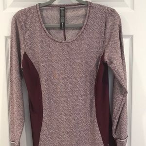 Reebok L/S top new Medium